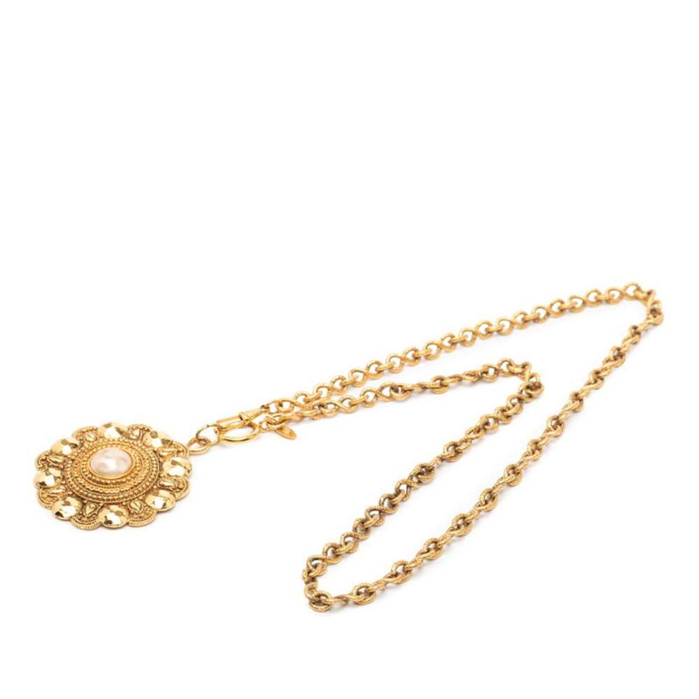 CHANEL Vintage Gold Pearl Necklace - Picture 3 of 6